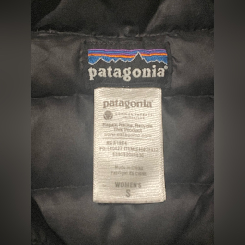 Patagonia Women's Black Down Sweater Jacket - Smal - Picture 2 of 9